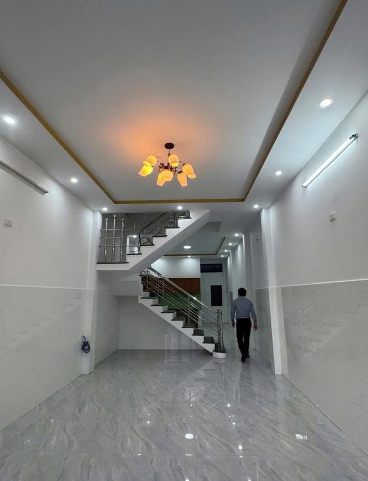 Cho thuê mặt bằng mặt tiền Nguyễn Thị Định 115m² giá 18 triệu - Lối đi riêng biệt