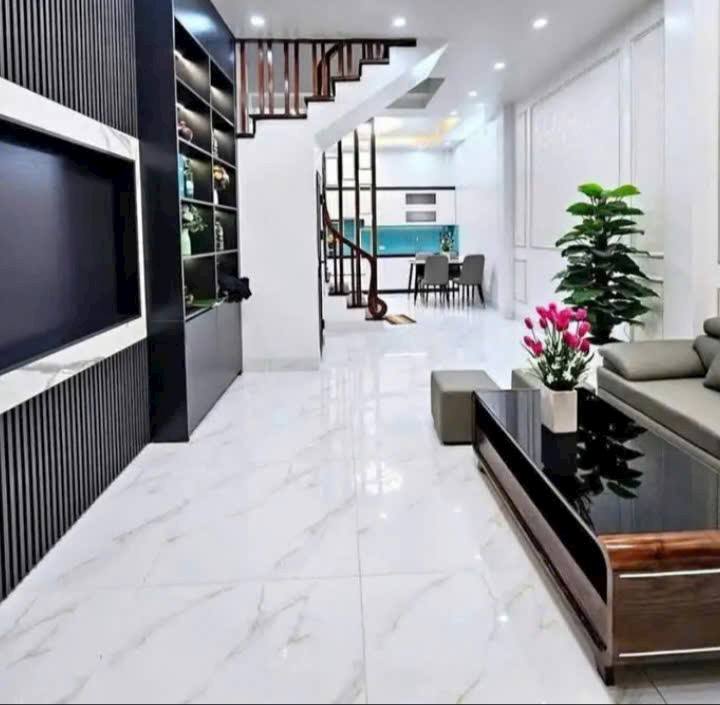 Nhà 5 tầng Liên Mạc 44m² giá 6 tỷ - Ô tô đỗ cổng, xây mới hoàn toàn!