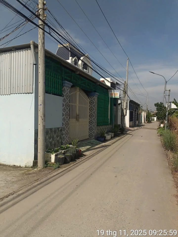 Đất nền 180m² khu phố Xoài Đôi, Long Trạch, Cần Đước - Giá chỉ 2.1 tỷ, bớt lộc