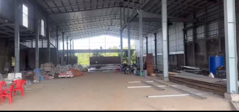 Kho bãi cho thuê 2400m² mặt tiền tuyến tránh Cai Lậy - Tiền Giang