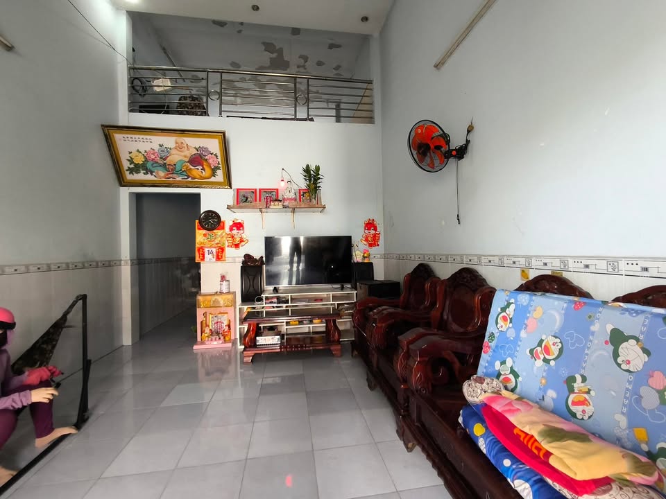 Nhà riêng Bà Điểm Hóc Môn 77m² giá 1.9 tỷ - Sổ riêng chính chủ!