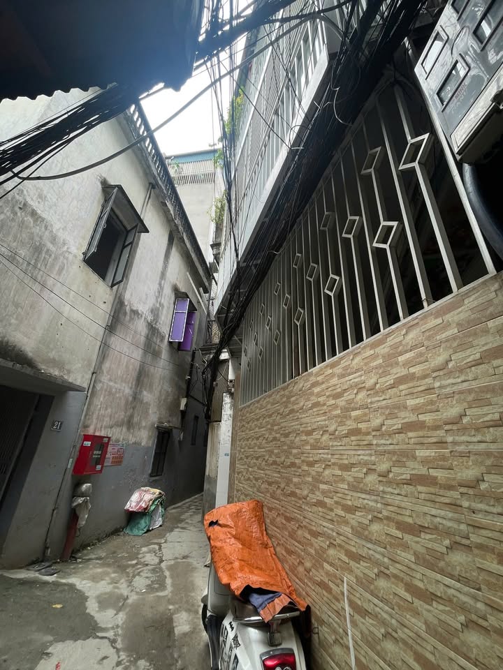 Đất Láng Hạ 75m² giá 12.8 tỷ - Vị trí siêu trung tâm, tiềm năng sinh lời cao!