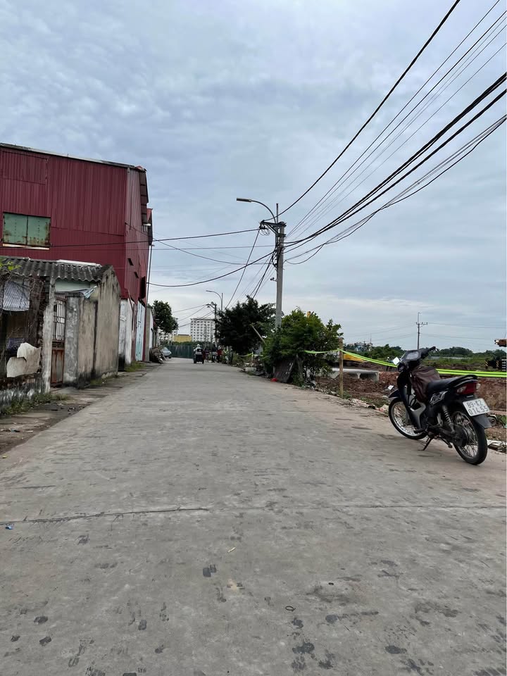 Đất chính chủ Ninh Xá, Thuận Thành 104m² giá 3.3 tỷ - Gần trường học, thuận tiện giao thông!