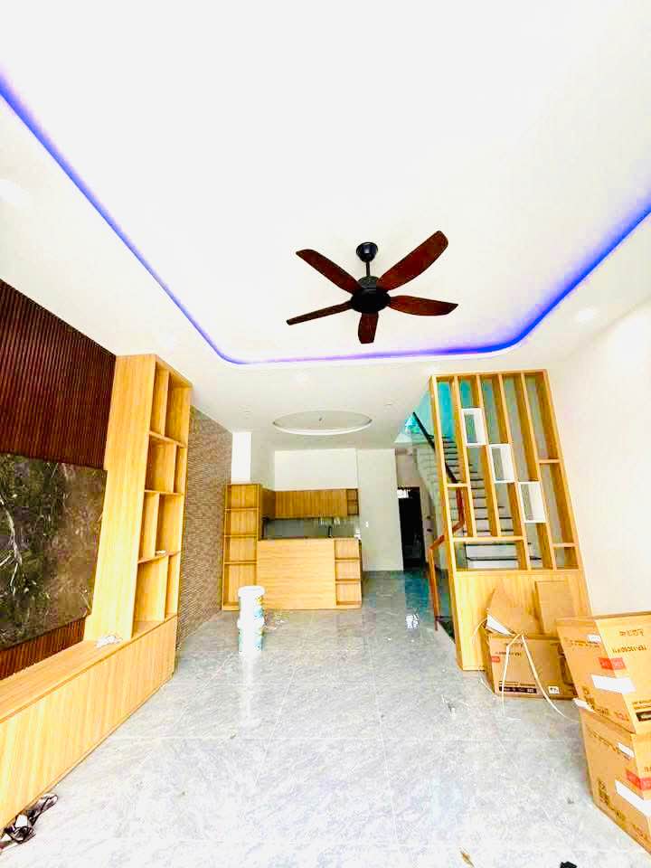 Nhà 2,5 tầng Hòa Xuân, Đà Nẵng 100m² giá 5.5 tỷ - Vào ở ngay!