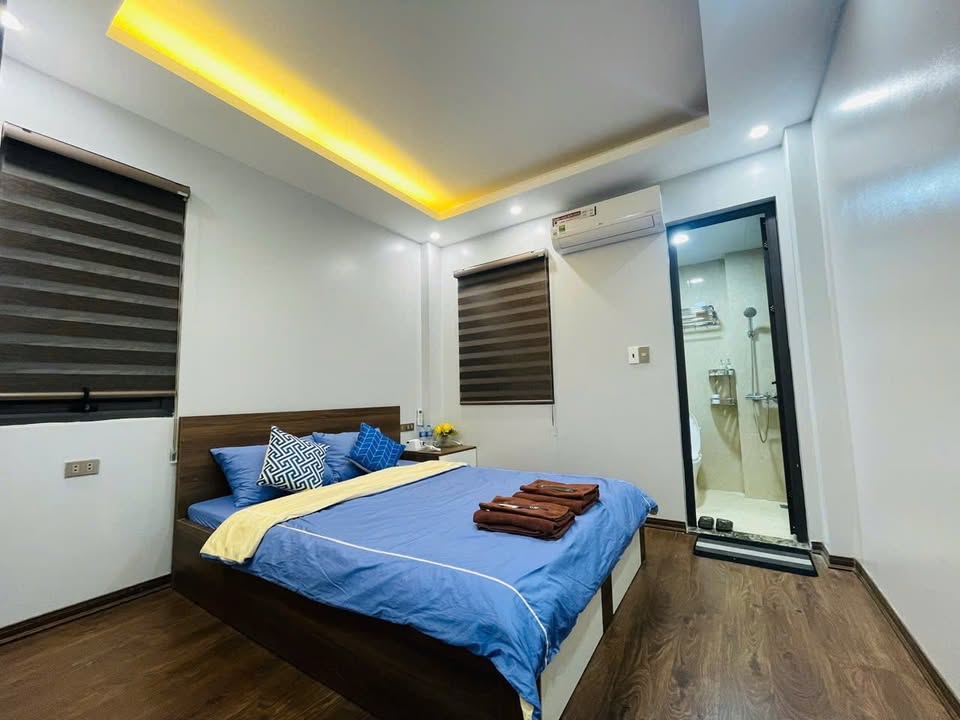 Căn hộ cho thuê tại Lý Nam Đế, Ba Đình - Thiết kế hiện đại, đầy đủ tiện nghi!