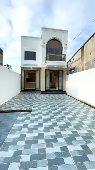 Nhà phố Tân Vạn Biên Hòa 132m² giá 2.7 tỷ - Thiết kế hiện đại, sân xe hơi!