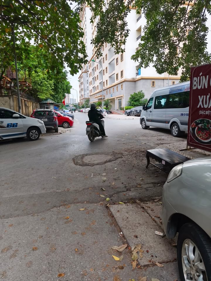 Chung cư Thanh Xuân 85m² giá 10.5 triệu - Full nội thất đẹp!