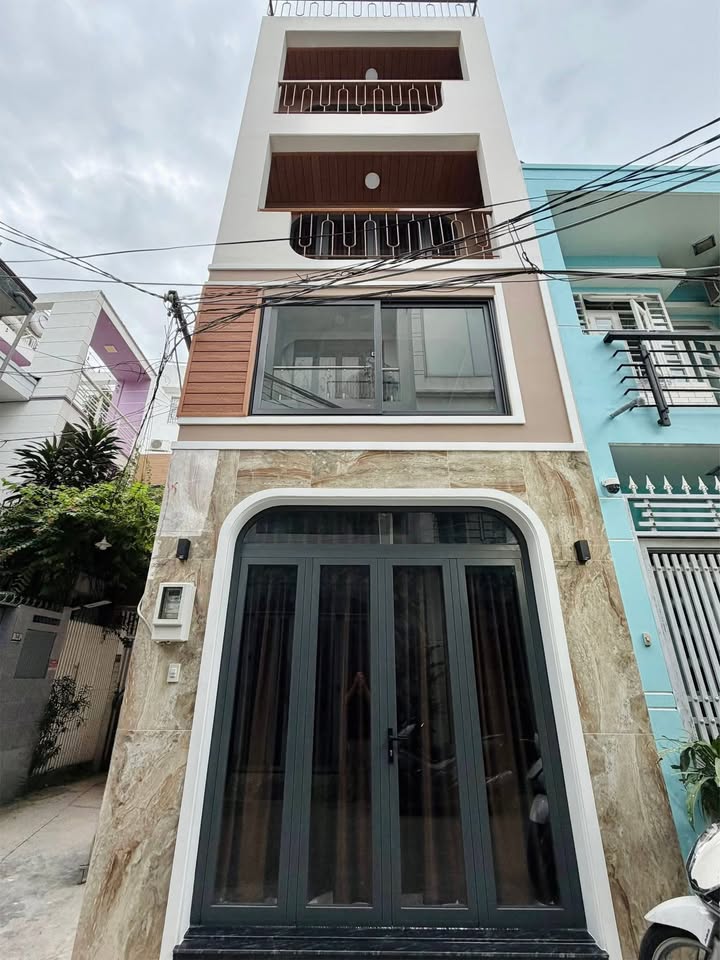 Căn hộ dịch vụ lô góc 5 tầng tại đường Nguyễn Thái Sơn, 62m² giá 8.9 tỷ - Xây mới 100%!