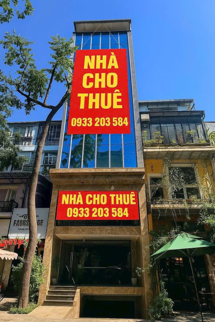 Cho thuê tòa nhà phố Triệu Việt Vương 150m² giá 135 triệu - Vị trí đắc địa gần Vincom