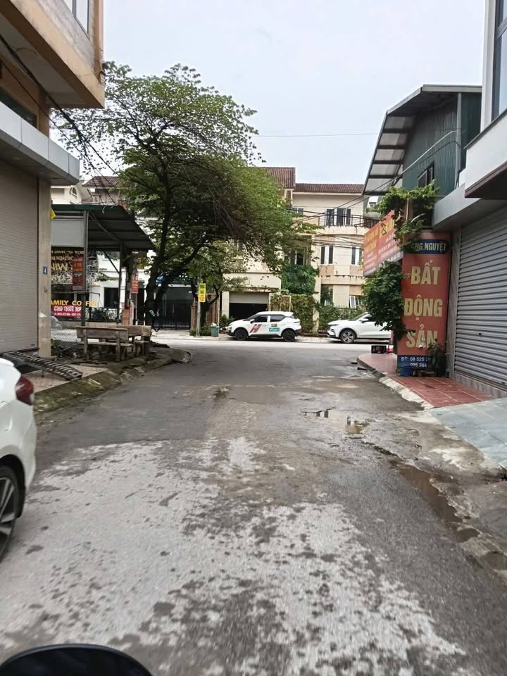 Đất dịch vụ Tân Tây Đô 48,2m² giá 7 tỷ - Mặt tiền rộng, kinh doanh thuận lợi!