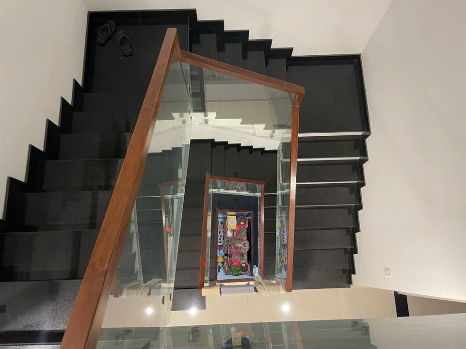 Nhà phố KDC Công Ích Phạm Hữu Lầu, Quận 7 - 72m² giá 15 tỷ - Full nội thất đẹp!