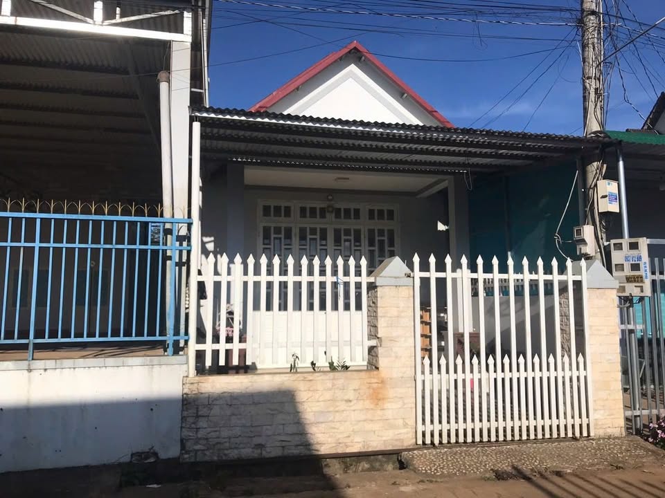 Nhà chính chủ khu cư xá Liên Hiệp 110m² giá 1.95 tỷ - Gần sân bay Liên Khương!