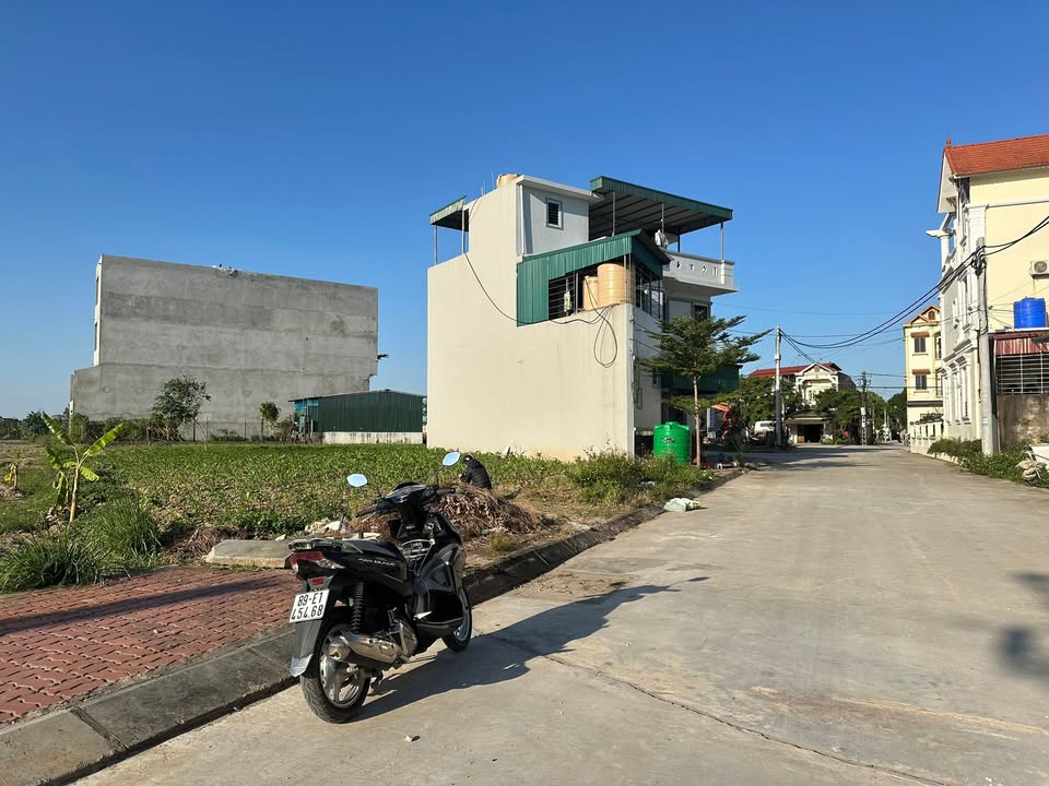 Đất nền Lương Bằng, Kim Động 95m² giá 2 tỷ - Cơ hội đầu tư hấp dẫn!