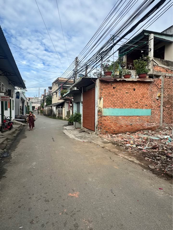 Đất nền phường Đông Hòa, TP Dĩ An 77m² giá 3.55 tỷ - Đường nhựa thông thoáng!