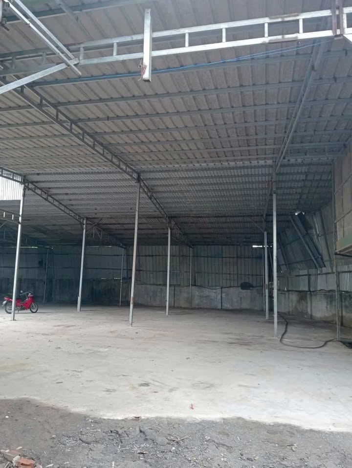 Cho thuê xưởng 600m² tại Dĩ An, Bình Dương - Giá 23 triệu/tháng, phù hợp cho cơ khí!