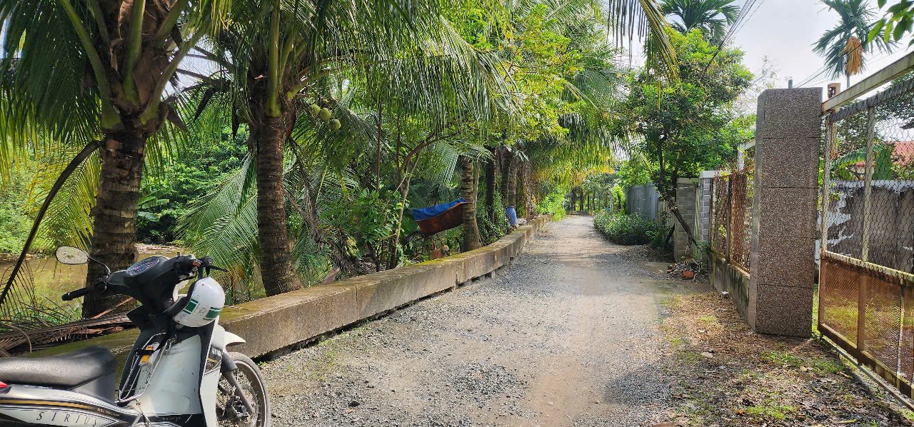 Đất mặt tiền kênh Hà Duy Phiên, Củ Chi 847m² giá chỉ 7.2 tỷ - Nhà cấp 4 vào ở ngay!