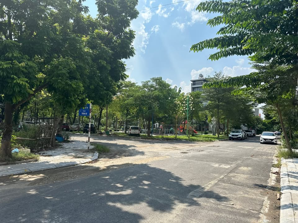 Lô đất góc 2 mặt tiền Tôn Đức Thắng 155m² giá 10 tỷ - View công viên tuyệt đẹp!