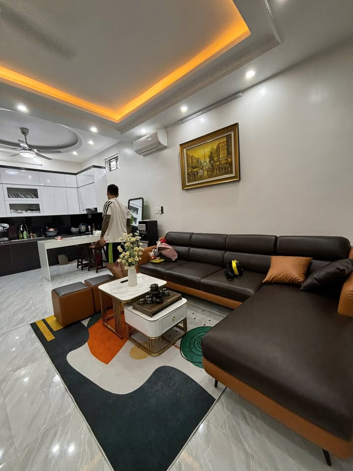 Nhà 3,5 tầng Ngô Gia Tự, Hải Phòng 47m² giá 3,5 tỷ - Full nội thất, dọn vào ở ngay!