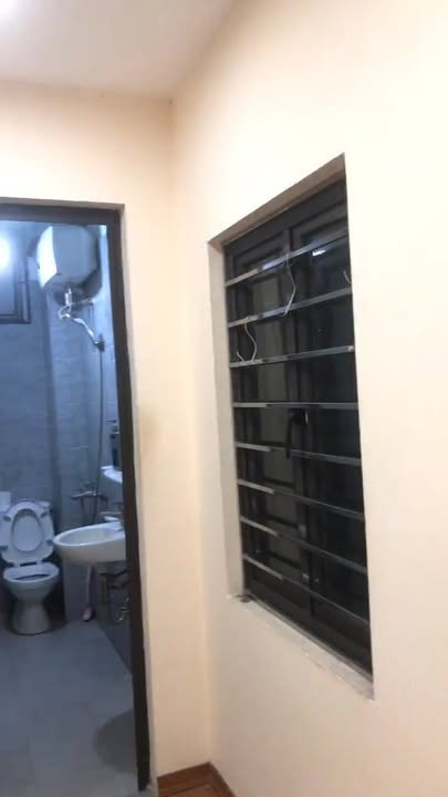 Phòng trọ 18m² Ngõ Văn Chương, Đống Đa - Gần Hồ Linh Quang, giá thỏa thuận