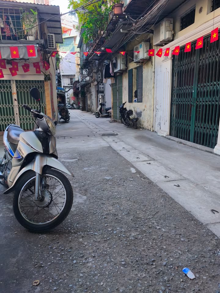 Nhà riêng cho thuê Khương Đình Thanh Xuân 70m² giá 7 triệu - Sạch đẹp, an ninh tốt!