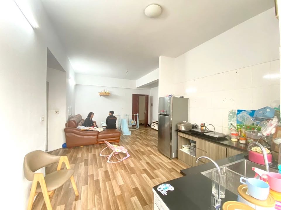 Cho thuê chung cư A3 Đền Lừ 70m² giá 8 triệu - Căn hộ sạch đẹp, gần công viên