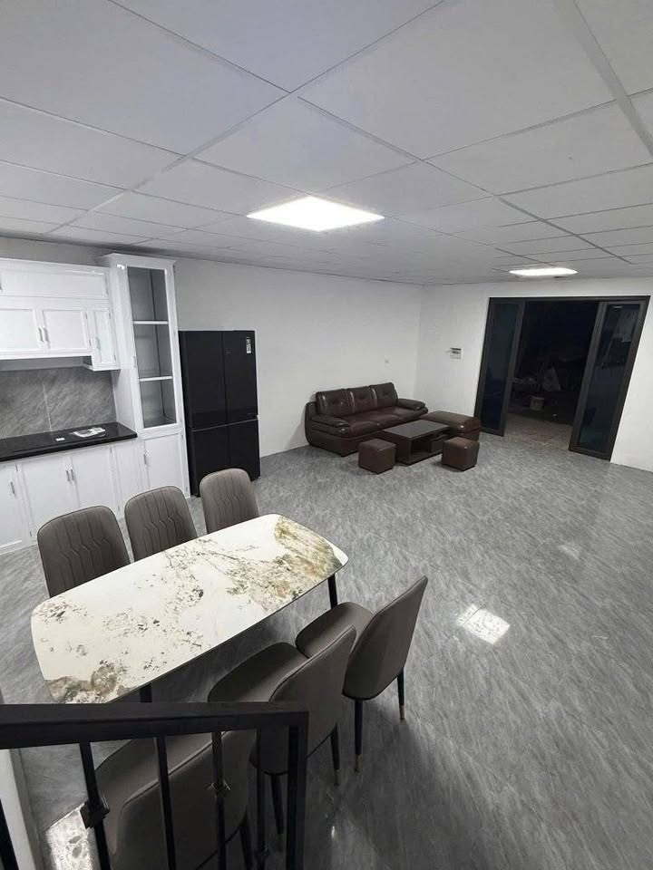 Nhà riêng cho thuê ngõ 296 phố Vũ Hữu, Thanh Xuân 50m² - Phù hợp cho gia đình và văn phòng!