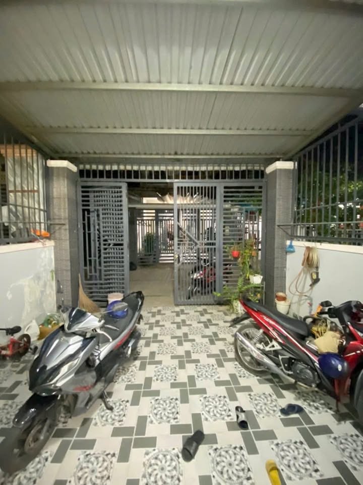 Nhà riêng KP3 Trảng Dài 100m² giá 2.29 tỷ - Sổ riêng, ô tô vào tận nơi!