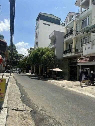 Đất nền đường số 4, Phường 7, Quận Gò Vấp 68m² giá 9.8 tỷ - Sổ hồng riêng chính chủ!