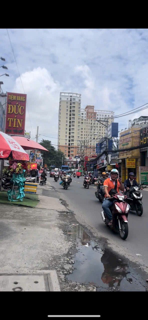 Nhà phố Trung Mỹ Tây, Q12, 32m² chỉ 7.8 tỷ - Giá tốt, nhanh tay kẻo lỡ!