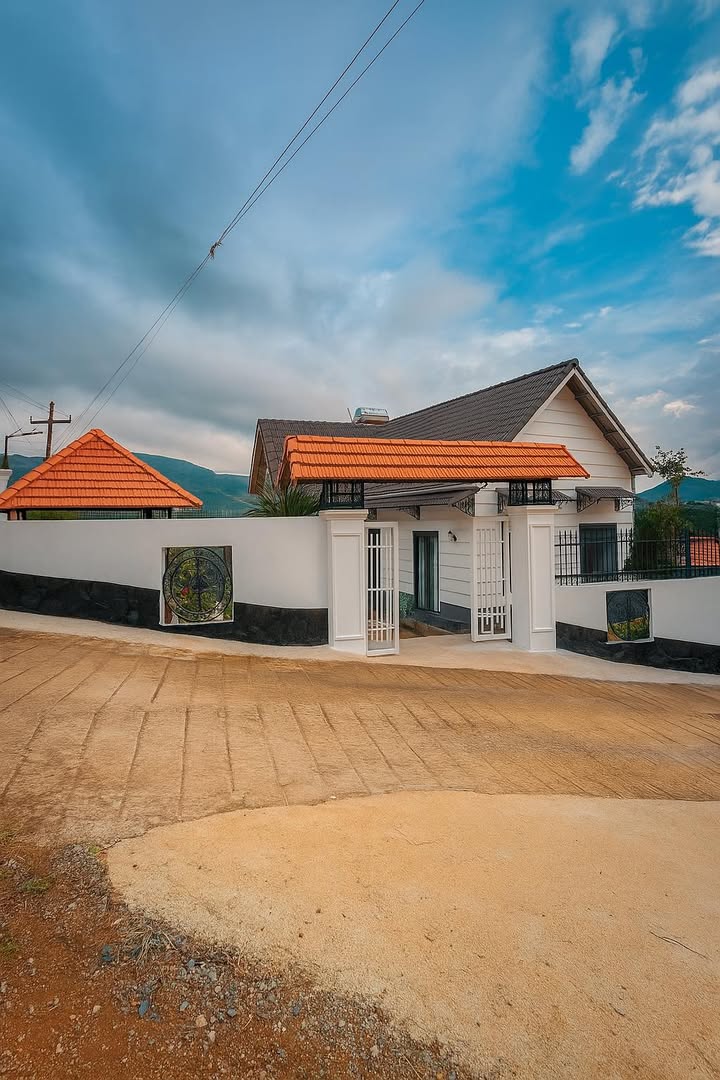 Villa sân vườn Mê Linh 278m² giá 3.89 tỷ - Không gian sống lý tưởng giữa Đà Lạt!