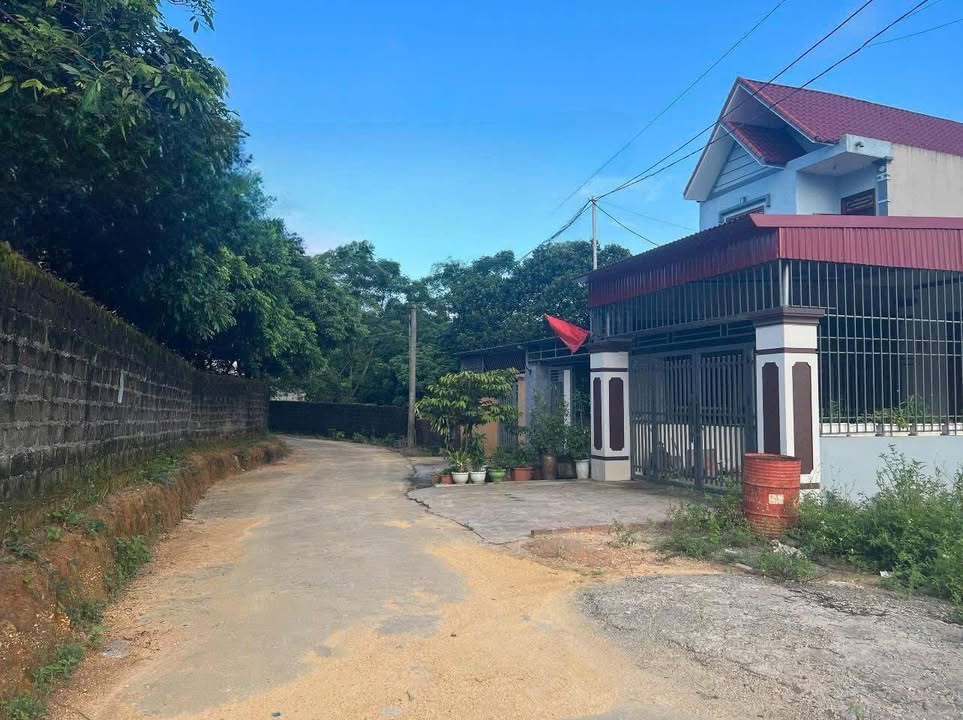Đất nền khu 9 Thanh Sơn Uông Bí 100m² giá 700 triệu - Cơ hội đầu tư sinh lời!