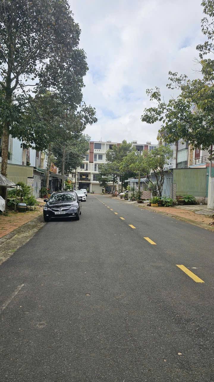 Nhà mặt tiền Hoàng Văn Thụ, Bảo Lộc 134m² giá 4.95 tỷ - Đầu tư sinh lời ngay!