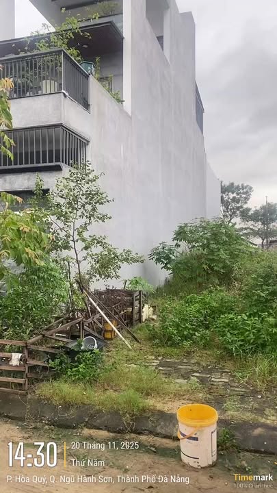 Đất nền Hòa Quý 100m² giá 3.8 tỷ - Cơ hội đầu tư hấp dẫn!