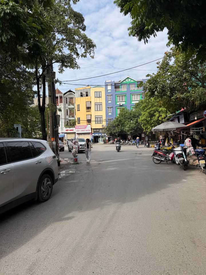 Nhà C4 cho thuê tại Gia Quất, 115m² giá 14.1 tỷ - Đầu tư sinh lời ngay!