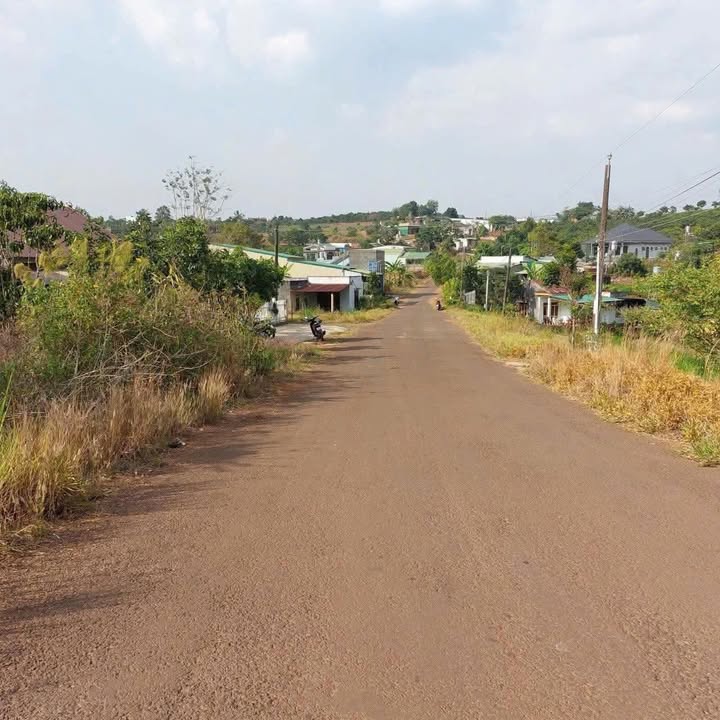 Đất nền mặt tiền Tản Đà P2, Bảo Lộc 751m² giá chỉ 1.65 tỷ - Cơ hội đầu tư tuyệt vời!