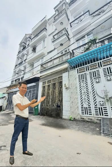 Nhà phố 4 tầng Hiệp Bình Chánh 168m² giá 7 tỷ - Hẻm ô tô an ninh