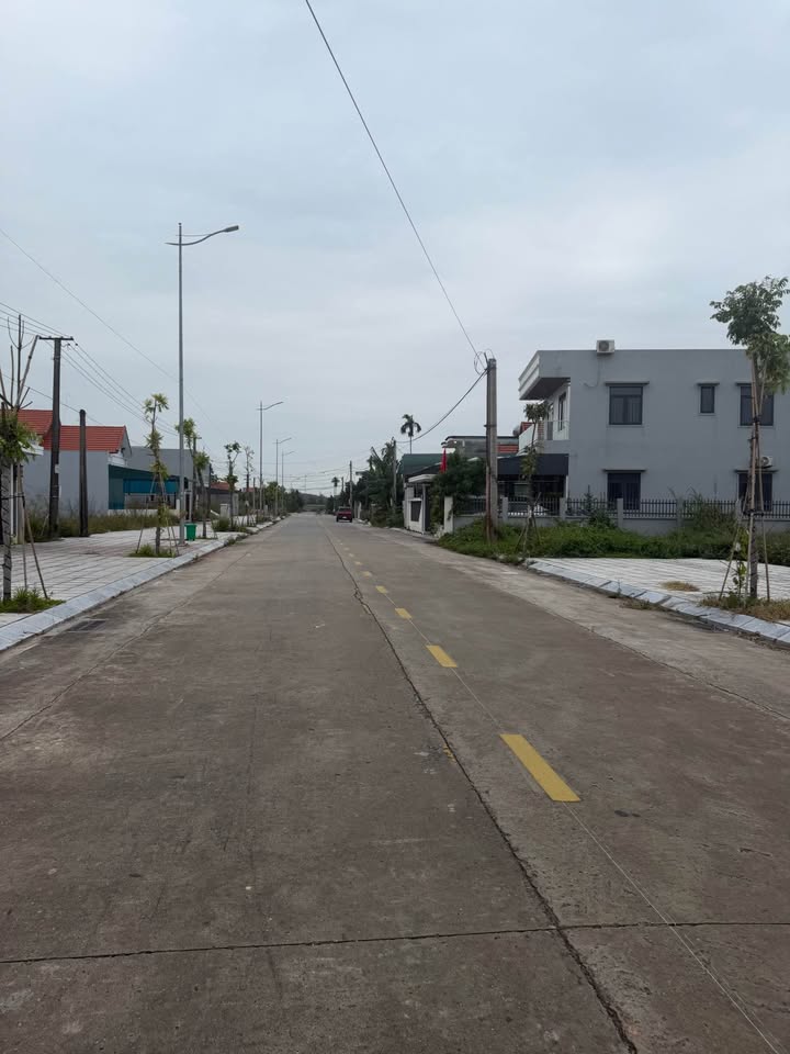 Lô đất tái định cư Hồng Kỳ Móng Cái 125m² giá 1 tỷ - Vị trí đẹp, nhanh tay sở hữu!