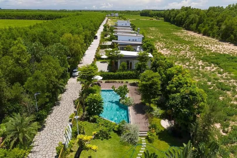 Villa Lộc An 523m² giá 4.5 tỷ - Hồ bơi sang trọng, thiết kế hiện đại!