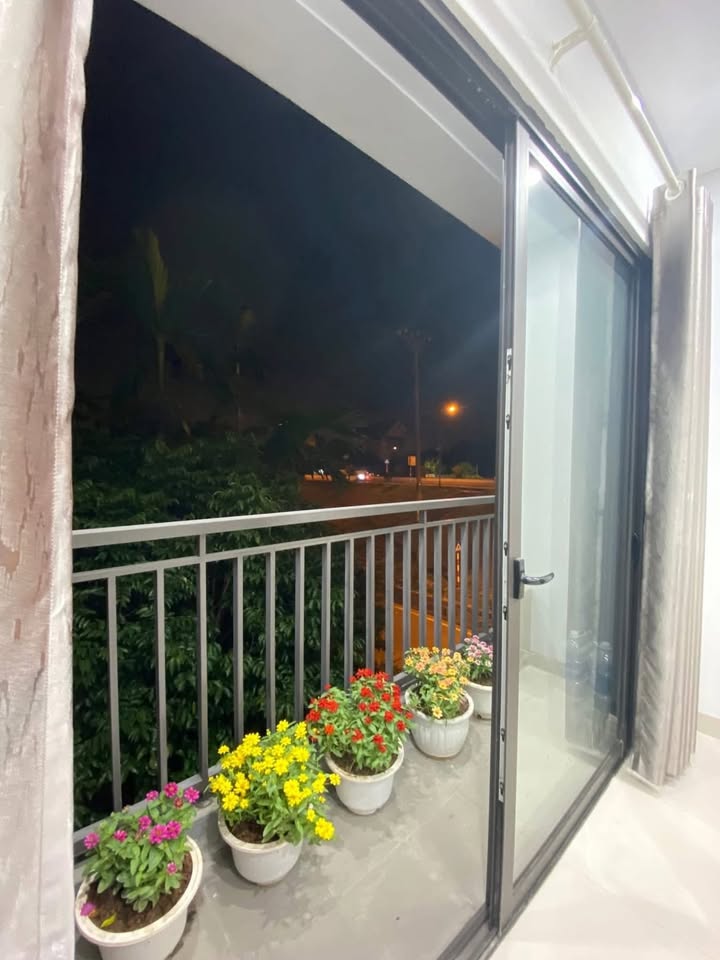 Căn hộ khép kín cao cấp tại Ngọc Thụy 5,5 triệu - Full nội thất, tiện nghi hiện đại!