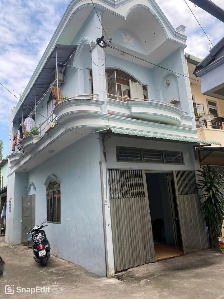 Nhà 2 tầng Phạm Văn Bạch, Tân Bình 40m² giá 4.5 tỷ - Không lộ giới, ô tô vào tận nơi!