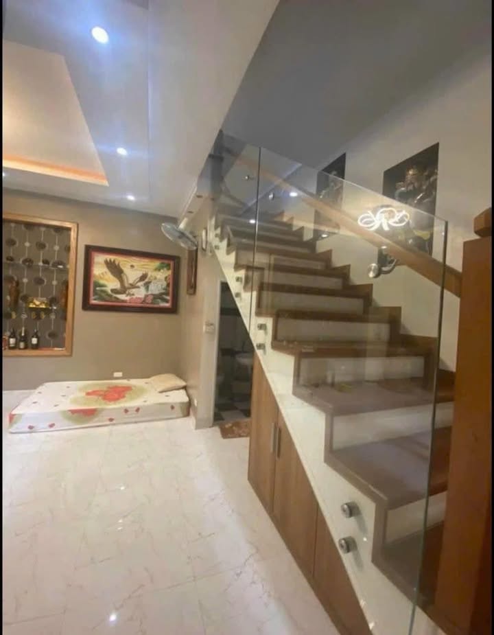 Nhà mặt ngõ Cát Cụt, Lê Chân, Hải Phòng - 3 ngủ, 40m² - Chỉ 8 triệu/tháng!