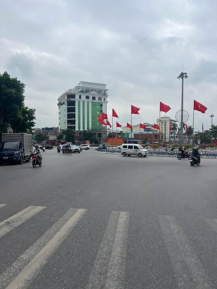 Lô đất mặt đường Nguyễn Lương Bằng, Phù Liễn, Hải Phòng 80m² giá chỉ 3.7 tỷ - Cơ hội vàng cho nhà đầu tư!