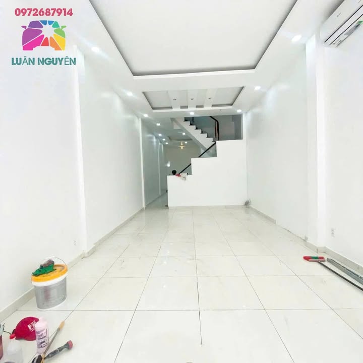 Cho thuê nhà mặt tiền Thăng Long, quận Tân Bình, diện tích 68m² - Phù hợp làm văn phòng công ty!