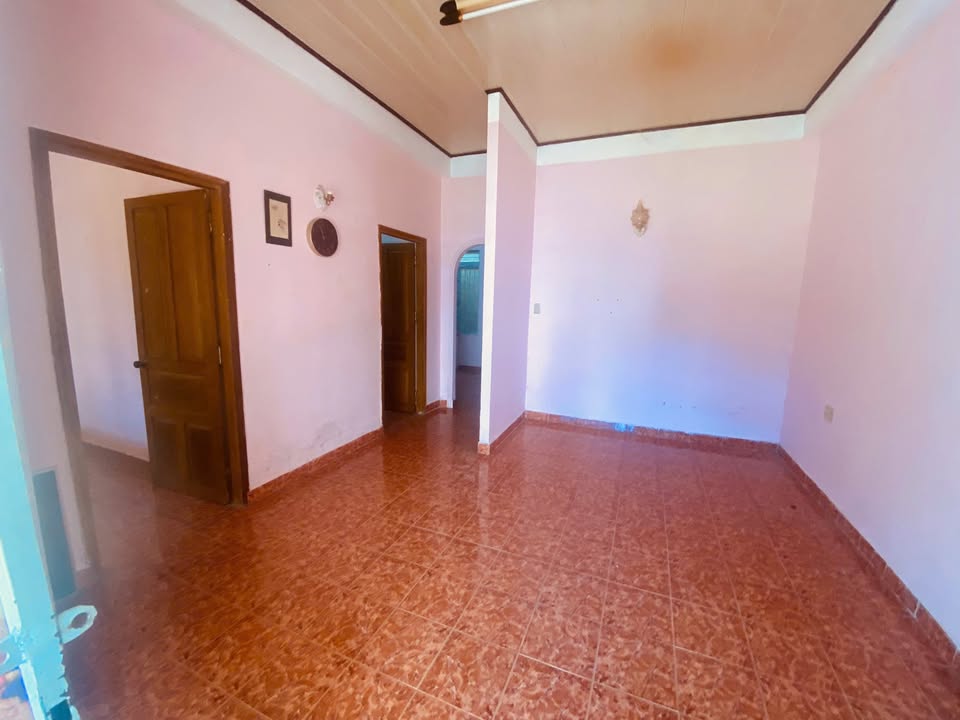 Nhà nguyên căn đường Hồ Tùng Mậu, Đà Lạt 100m² giá 6 triệu - Thiết kế tiện nghi, ô tô vào tận nơi!