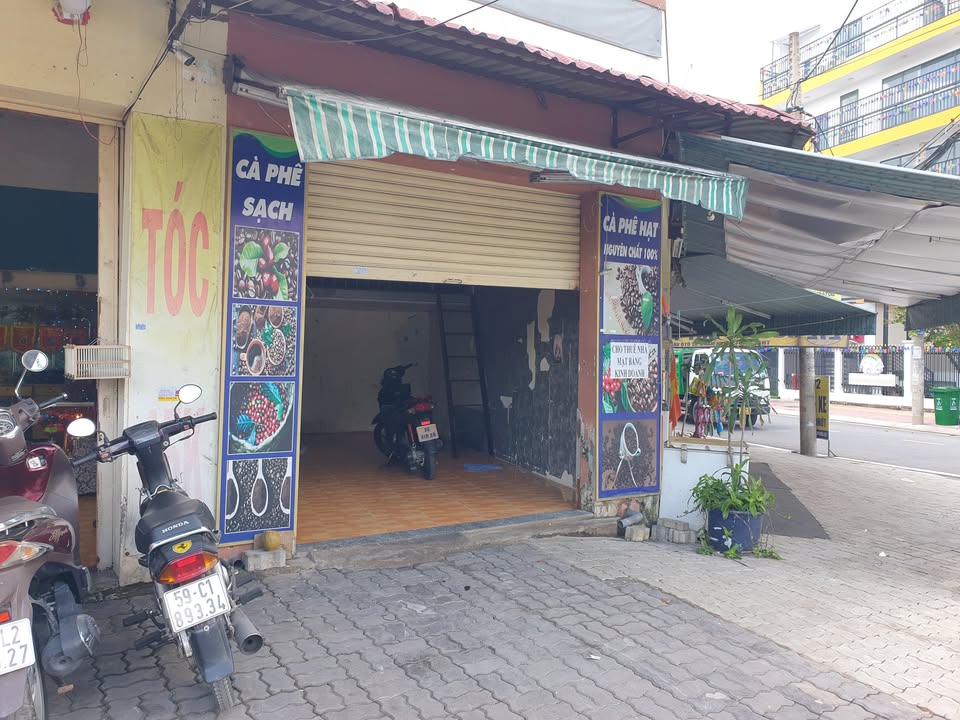 Nhà mặt tiền cho thuê đường Cao Lỗ, phường 4, quận 8 - Tiện kinh doanh chỉ 7 triệu/tháng!