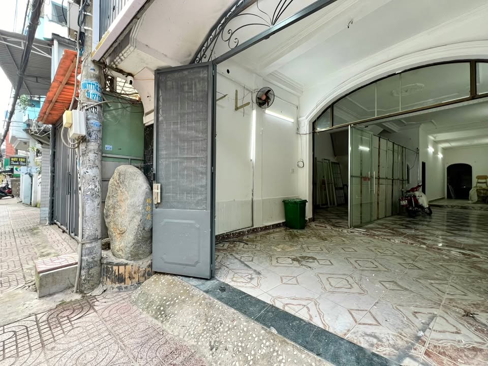 Nhà mặt tiền Tô Hiến Thành, Quận 10, 112m² - Cho thuê kinh doanh mọi ngành nghề!