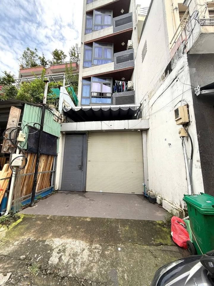 Mặt bằng cho thuê mặt tiền Bà Hạt, Quận 10 - 42m² chỉ 9.5 triệu, kinh doanh tự do!