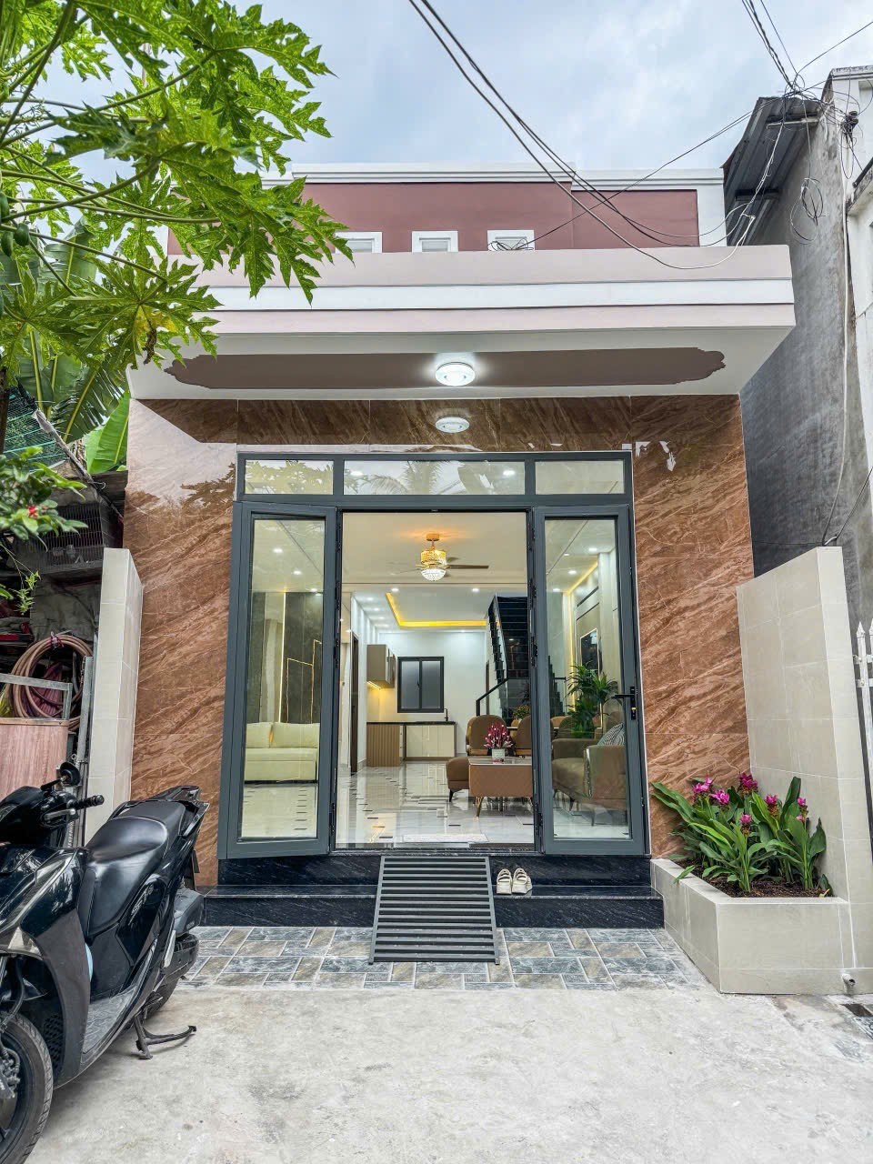 Bán nhà 1 trệt 1 lầu 3 phòng ngủ tại hẻm 151 Hoàng Văn Thụ - Giá 2.95 tỷ