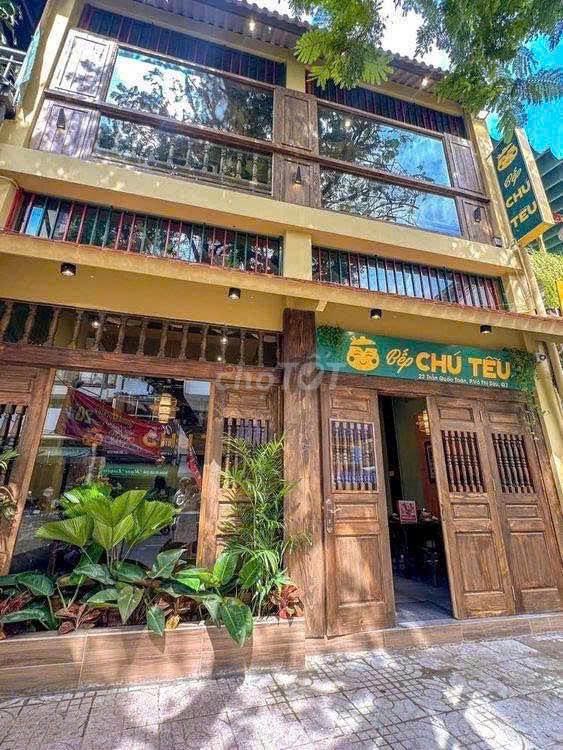 Nhà mặt tiền Trần Quốc Toản, Quận 3, 250m² chỉ 50 triệu/tháng - Kinh doanh thuận lợi!