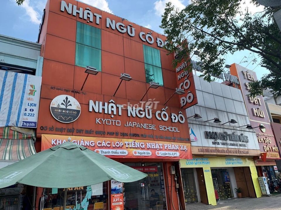 Nhà Chính Chủ Mặt Tiền Trần Hưng Đạo Quận 1 - Diện tích 500m² giá 120 triệu